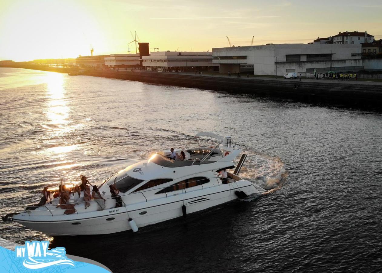 Barco No Coracao Da - Iate De 5 Estrelas